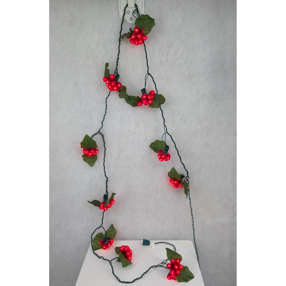 Red‎ Grape Cluster String Lights 126" Green Wire Tuscan Vineyard Decor